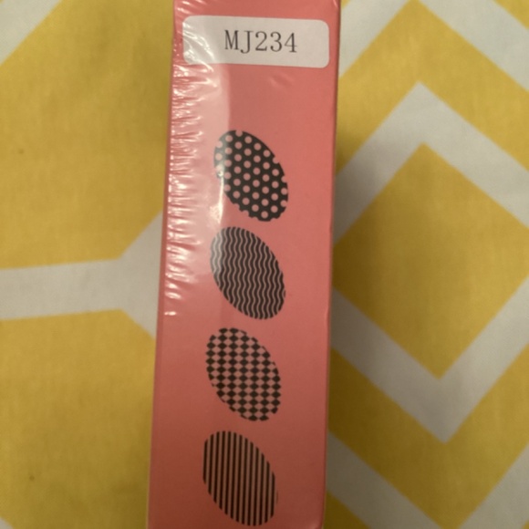 MOROVAN Professional Nail System NWT - Picture 4 of 4